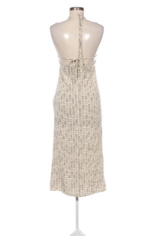 Šaty  Pull&Bear, Velikost XS, Barva Vícebarevné, Cena  369,00 Kč