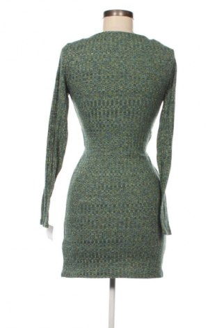 Рокля Pull&Bear, Размер M, Цвят Многоцветен, Цена 2,04 €