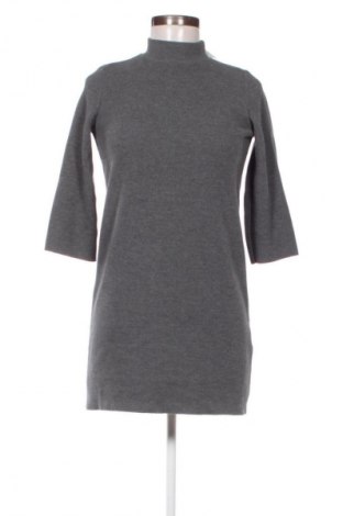 Kleid Pull&Bear, Größe XS, Farbe Grau, Preis € 7,23