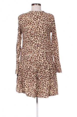 Рокля Reserved, Размер S, Цвят Бежов, Цена 18,40 €