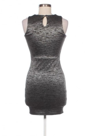 Рокля River Island, Размер M, Цвят Многоцветен, Цена 10,29 €