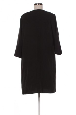 Рокля SHEIN, Размер XL, Цвят Черен, Цена 20,22 €
