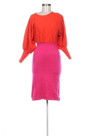 Рокля SHEIN, Размер M, Цвят Многоцветен, Цена 14,82 €