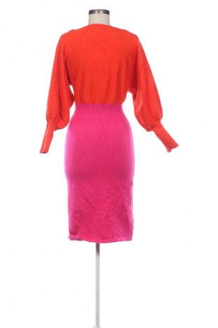 Рокля SHEIN, Размер M, Цвят Многоцветен, Цена 14,82 €