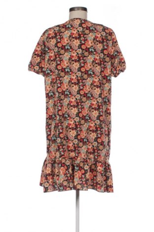 Sukienka SHEIN, Rozmiar XL, Kolor Kolorowy, Cena 107,17 zł