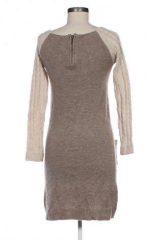 Рокля Sfera, Размер S, Цвят Многоцветен, Цена 18,72 €