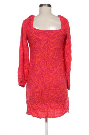 Рокля Sinsay, Размер M, Цвят Многоцветен, Цена 8,50 €