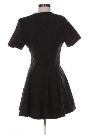 Рокля Sinsay, Размер M, Цвят Черен, Цена 26,65 €