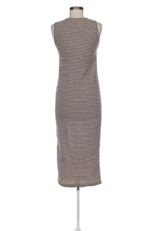 Рокля Sinsay, Размер M, Цвят Многоцветен, Цена 13,44 €