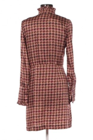 Рокля Sisley, Размер M, Цвят Многоцветен, Цена 16,36 €