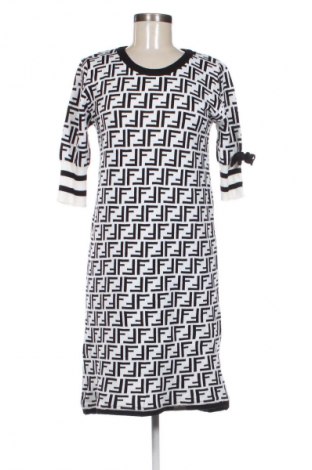 Рокля SoBe, Размер L, Цвят Многоцветен, Цена 20,45 €