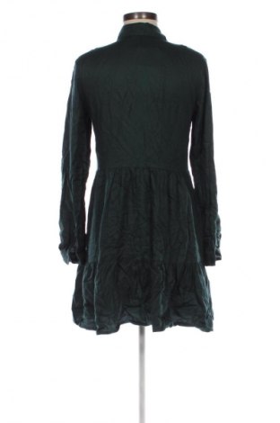 Kleid Stradivarius, Größe S, Farbe Grün, Preis € 19,99