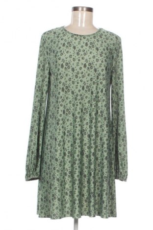 Рокля Stradivarius, Размер S, Цвят Многоцветен, Цена 7,66 €