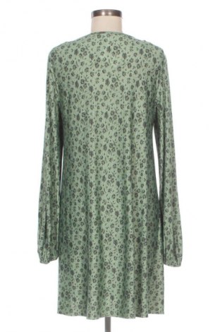 Рокля Stradivarius, Размер S, Цвят Многоцветен, Цена 7,66 €