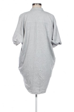 Рокля Tatuum, Размер S, Цвят Сив, Цена 13,99 €