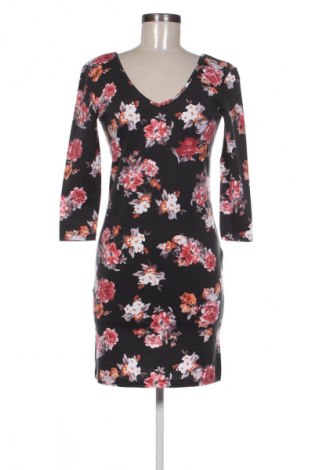 Рокля Terranova, Размер M, Цвят Многоцветен, Цена 8,69 €