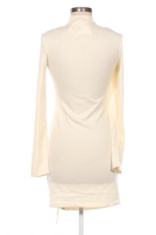 Рокля Terranova, Размер M, Цвят Екрю, Цена 11,24 €