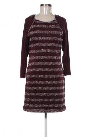 Рокля Three Pink Hearts, Размер S, Цвят Многоцветен, Цена 9,20 €