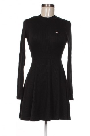 Рокля Tommy Jeans, Размер XS, Цвят Черен, Цена 32,21 €