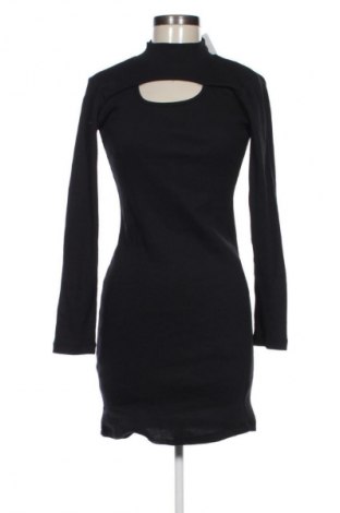 Šaty  Trendyol, Velikost M, Barva Černá, Cena  841,00 Kč