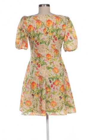 Рокля Trendyol, Размер M, Цвят Многоцветен, Цена 25,05 €