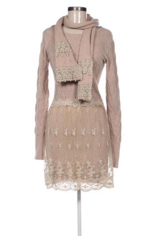 Рокля Unbranded, Размер M, Цвят Бежов, Цена 15,31 €