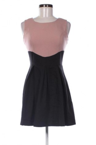 Рокля Unbranded, Размер S, Цвят Многоцветен, Цена 18,40 €