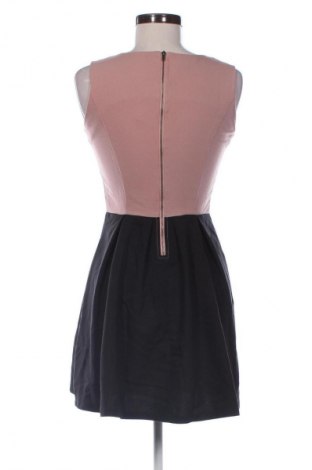 Рокля Unbranded, Размер S, Цвят Многоцветен, Цена 18,40 €