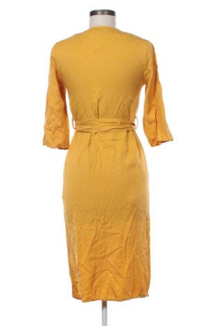 Šaty  Unbranded, Velikost S, Barva Oranžová, Cena  429,00 Kč