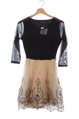 Kleid Unbranded, Größe M, Farbe Mehrfarbig, Preis 10,99 €