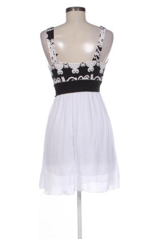 Sukienka Unbranded, Rozmiar M, Kolor Kolorowy, Cena 107,17 zł