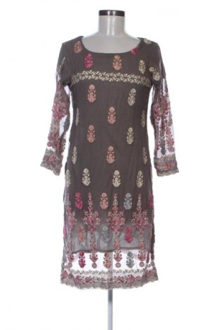 Рокля Unbranded, Размер XXS, Цвят Многоцветен, Цена 13,29 €