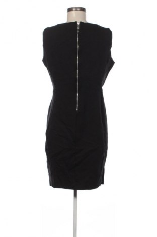 Рокля United Colors Of Benetton, Размер XL, Цвят Черен, Цена 7,66 €