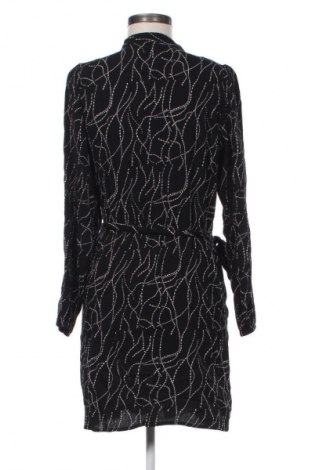 Рокля VILA, Размер M, Цвят Многоцветен, Цена 9,20 €