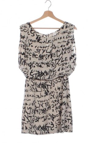 Рокля VILA, Размер M, Цвят Многоцветен, Цена 13,29 €