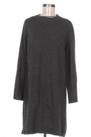 Рокля Vero Moda, Размер M, Цвят Сив, Цена 8,00 €
