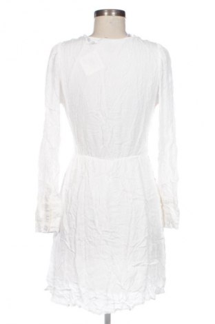 Ruha Vero Moda, Méret M, Szín Fehér, Ár 6 779 Ft