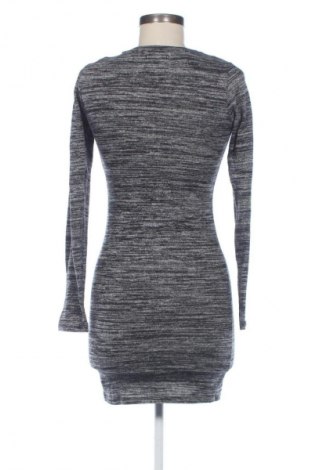 Šaty  Yfl Reserved, Velikost S, Barva Vícebarevné, Cena  132,00 Kč