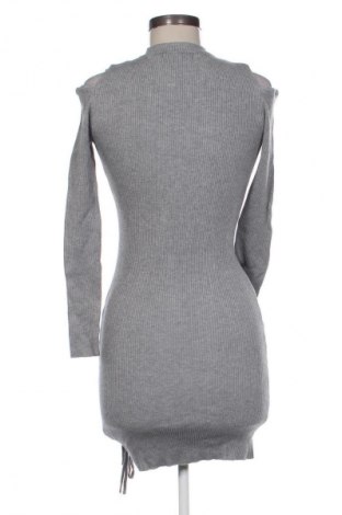Šaty  Yu & Me, Velikost S, Barva Šedá, Cena  419,00 Kč