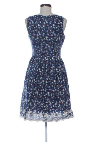 Рокля Yumi, Размер M, Цвят Многоцветен, Цена 17,89 €