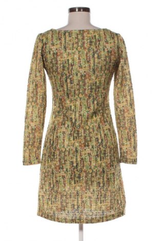 Рокля Zara, Размер L, Цвят Многоцветен, Цена 11,75 €