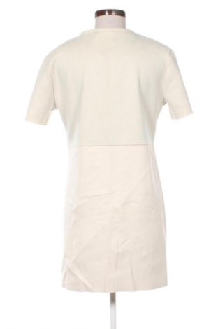 Рокля Zara, Размер M, Цвят Екрю, Цена 14,31 €