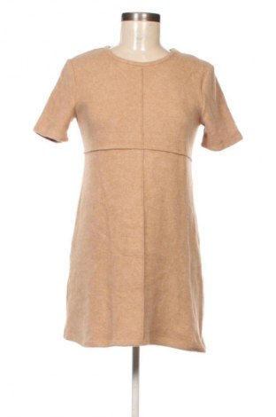 Šaty  Zara, Velikost M, Barva Béžová, Cena  69,00 Kč