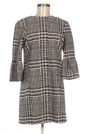 Рокля Zara, Размер M, Цвят Многоцветен, Цена 4,60 €