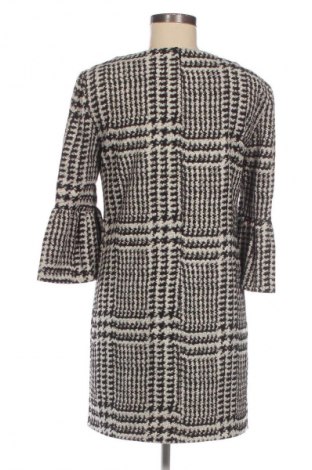 Рокля Zara, Размер M, Цвят Многоцветен, Цена 4,60 €