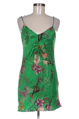 Рокля Zara, Размер M, Цвят Многоцветен, Цена 4,80 €