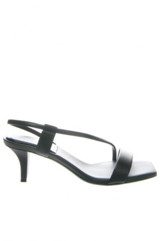 Sandále Calvin Klein, Veľkosť 39, Farba Čierna, Cena  50,95 €, #135160814
