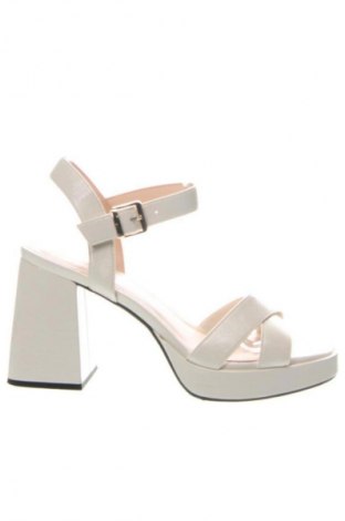 Σανδάλια Catwalk, Μέγεθος 39, Χρώμα Εκρού, Τιμή 22,99 €