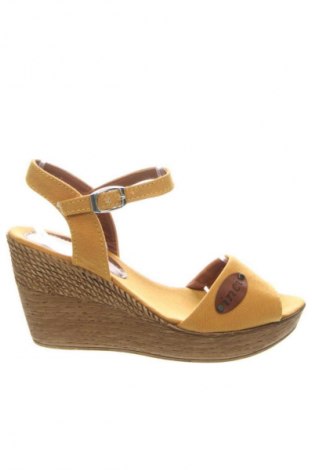 Σανδάλια Unbranded, Μέγεθος 37, Χρώμα Κίτρινο, Τιμή 24,99 €