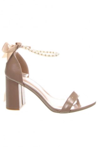 Σανδάλια Unbranded, Μέγεθος 41, Χρώμα  Μπέζ, Τιμή 32,99 €